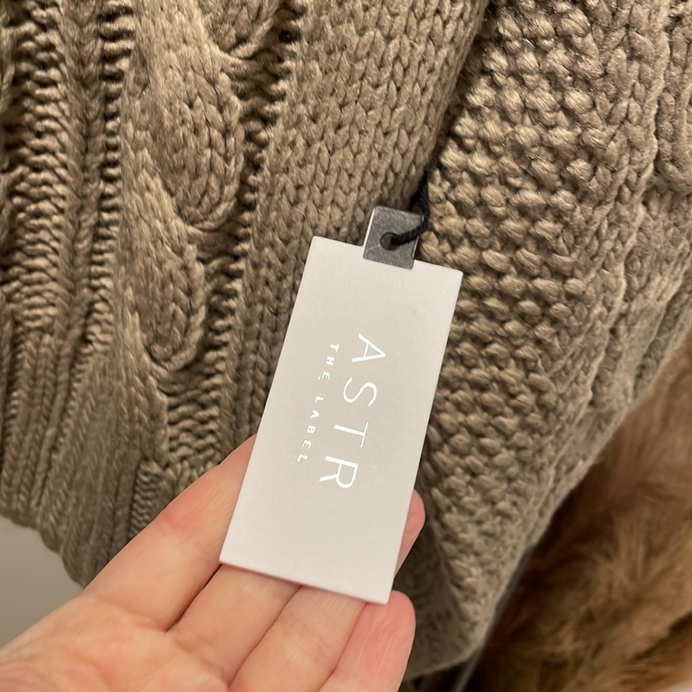 ASTR the LABEL Haisley Sweater - Picture 5 of 8